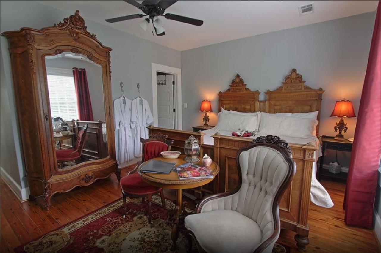 Bama Bed And Breakfast - Chimes Suite Tuscaloosa Eksteriør bilde