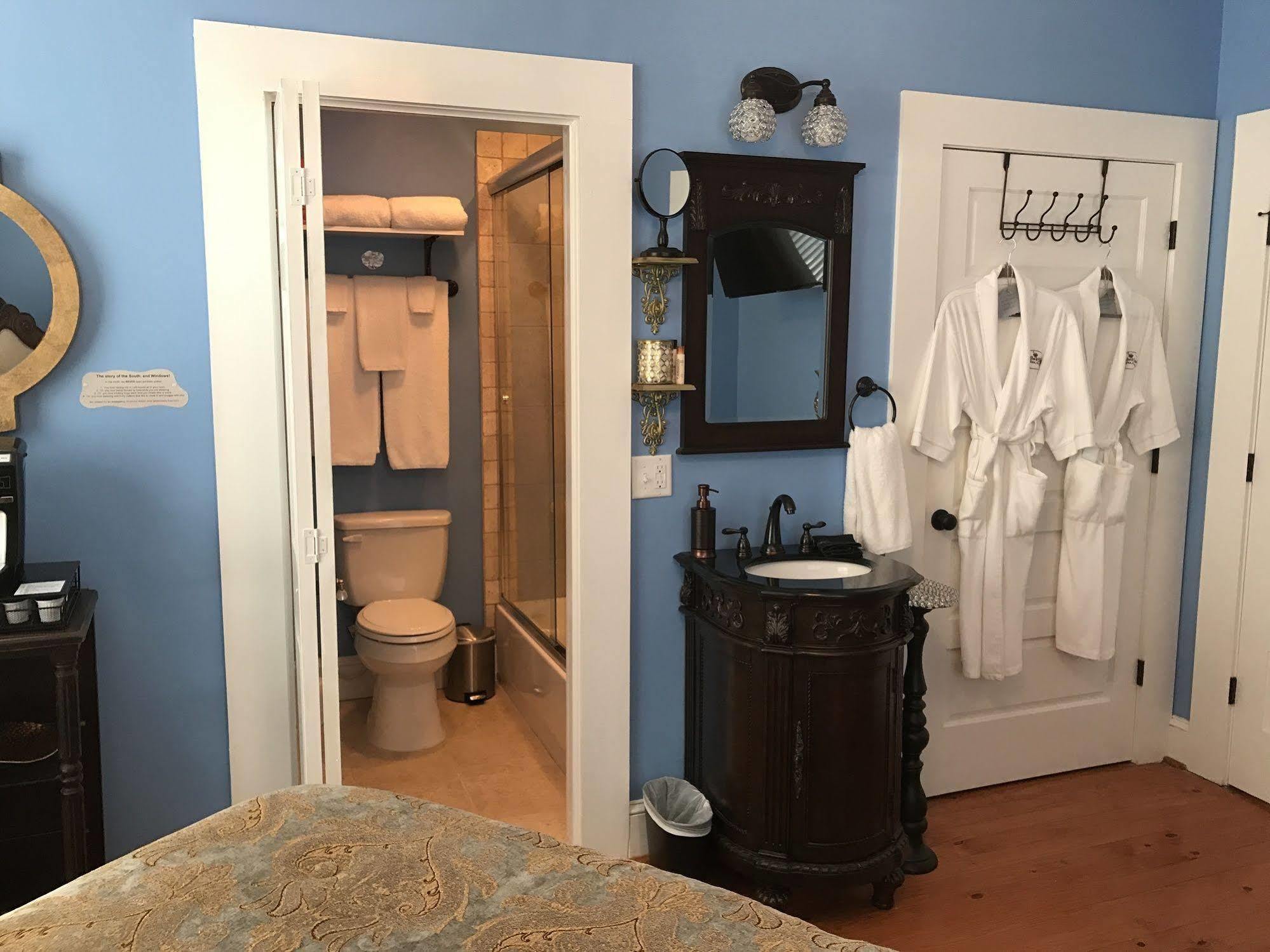Bama Bed And Breakfast - Chimes Suite Tuscaloosa Eksteriør bilde