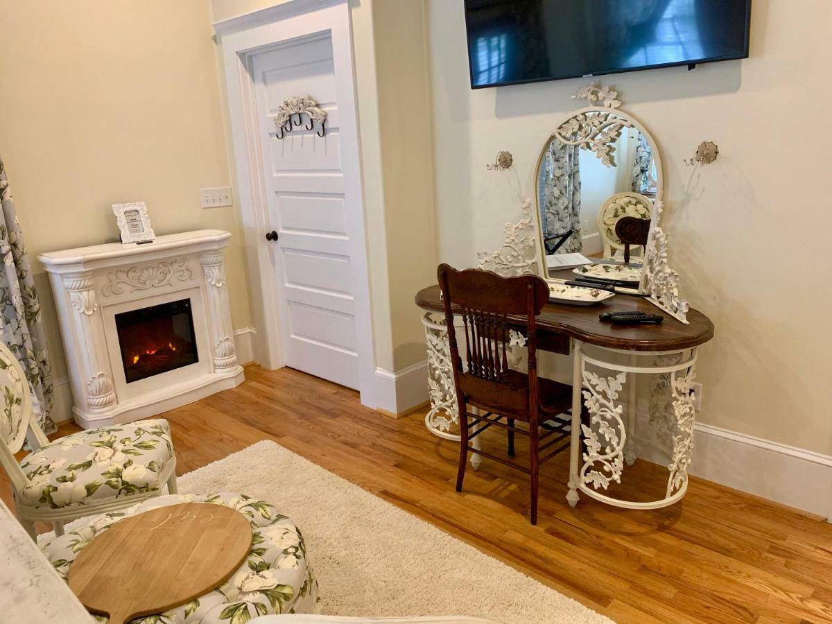 Bama Bed And Breakfast - Chimes Suite Tuscaloosa Eksteriør bilde